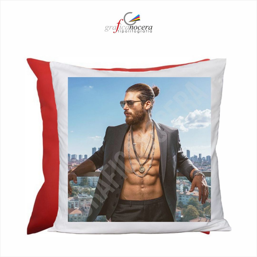 Cuscino quadrato CAN YAMAN 3 le ali del sogno attore film idolo Rosso idea regalo