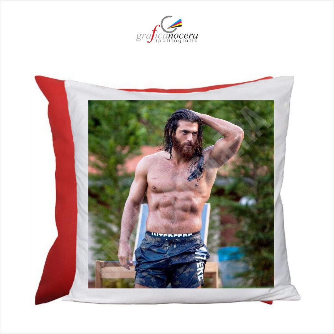 Cuscino quadrato CAN YAMAN le ali del sogno attore film idolo Rosso idea regalo