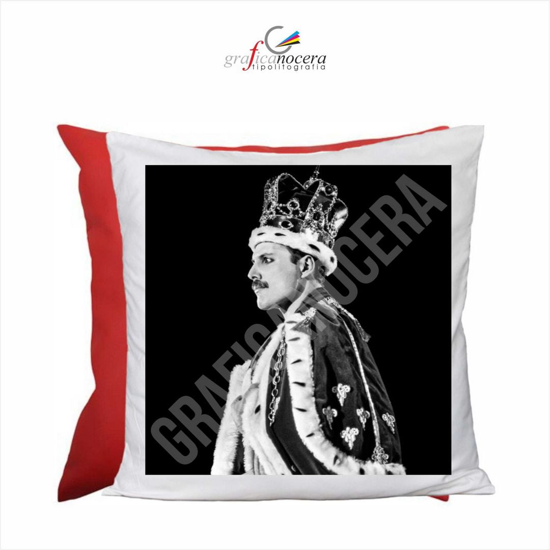 Cuscino quadrato Freddie Mercury cantante idea regalo