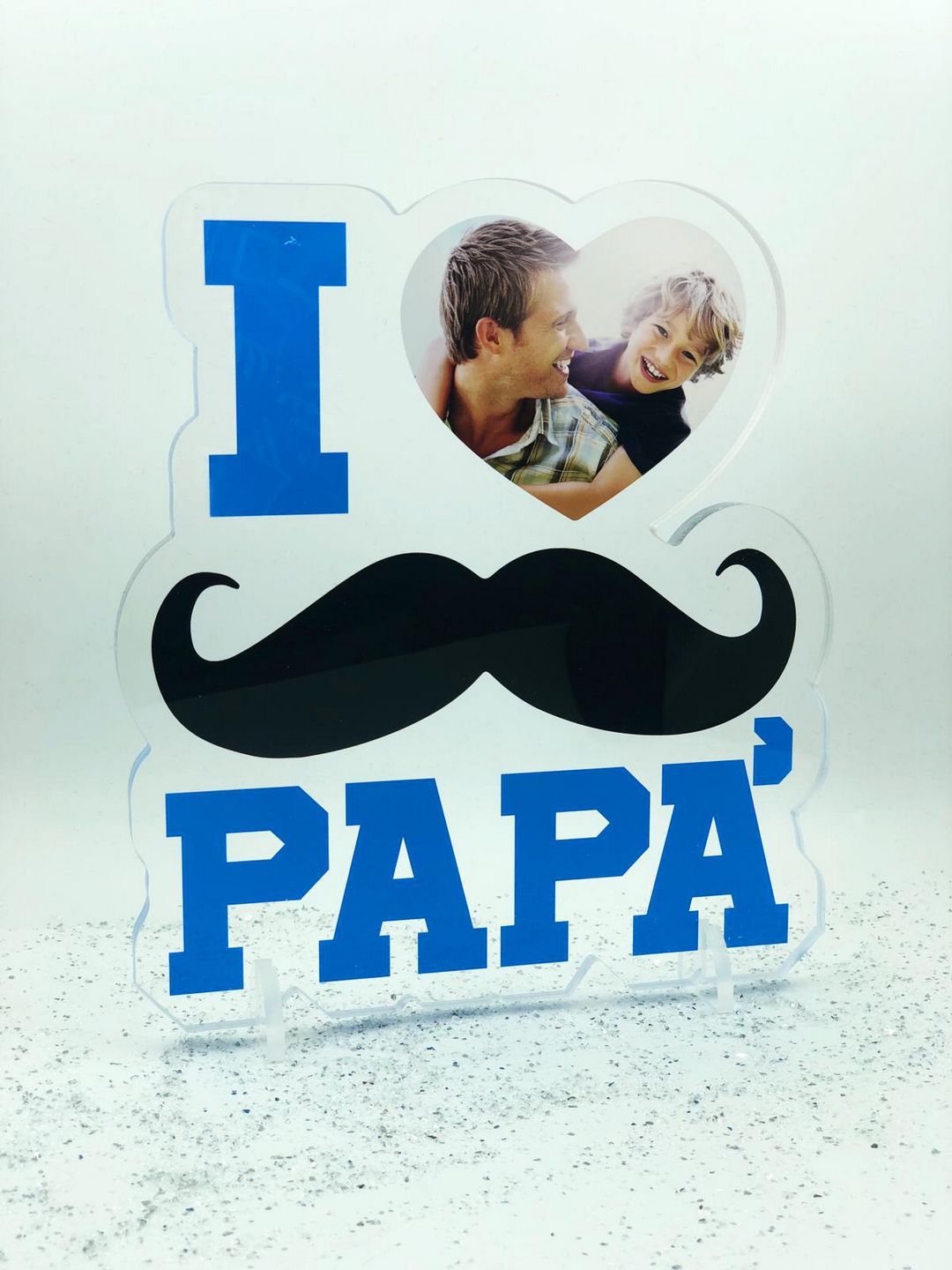 Scritta in plexiglass 30 cm. I LOVE PAPA' con baffo e foto personalizzata