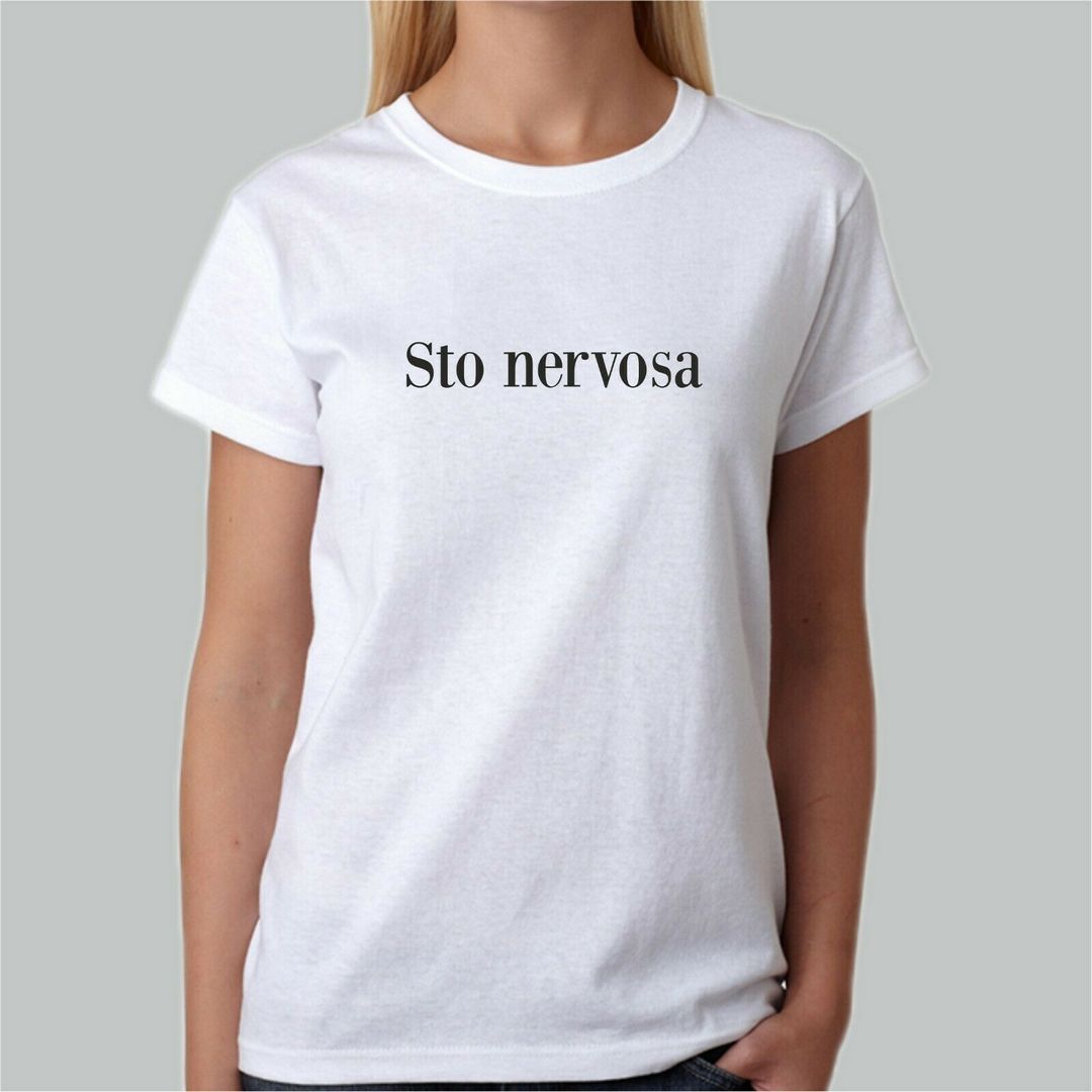 T-Shirt Donna o Bambina Sto nervosa frase divertente bianca o nera idea regalo
