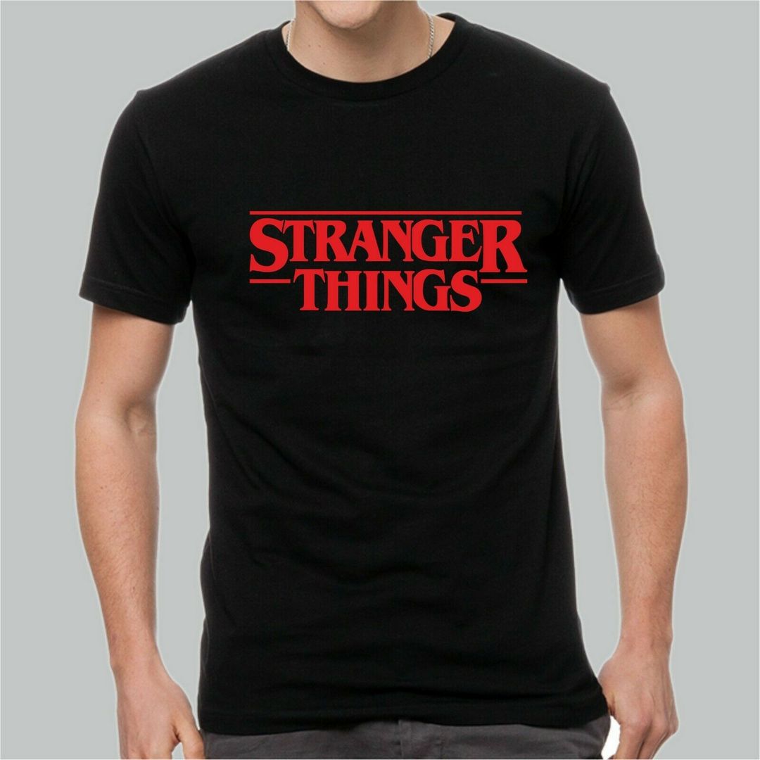 T-Shirt Stranger Things serie tv bianca o nera idea regalo