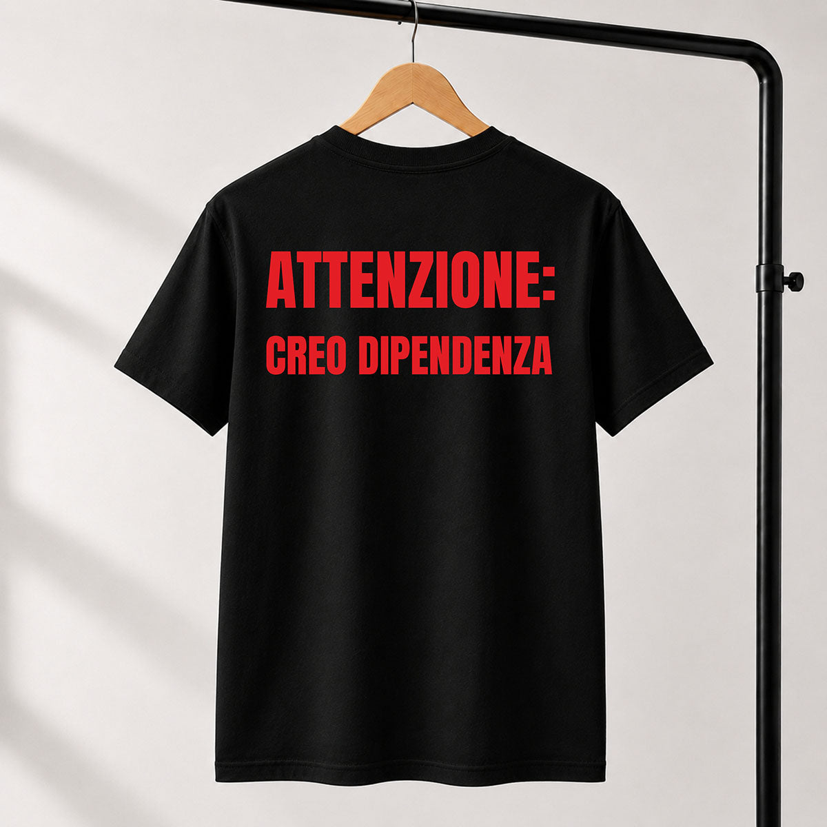 T-shirt Unisex 17 - ATTENZIONE: CREO DIPENDENZA