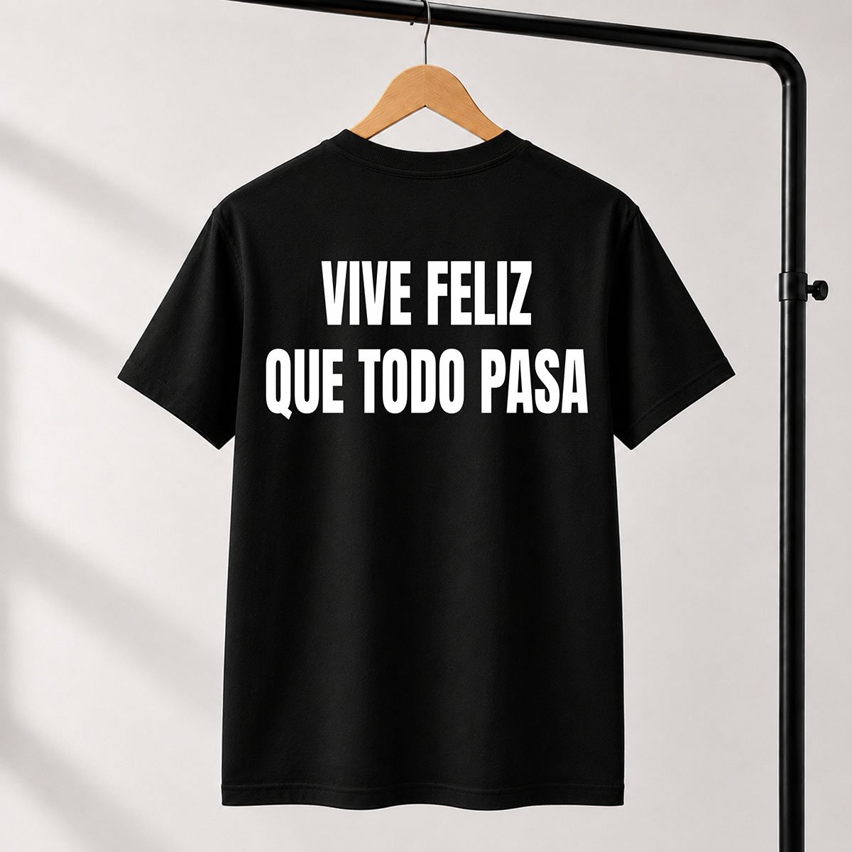 T-shirt Unisex 14 – VIVE FELIZ QUE TODO PASA